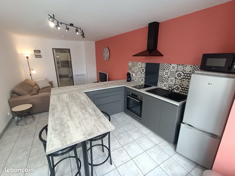 Appartement à louer, 25m², Saint-Chély-d'Apcher