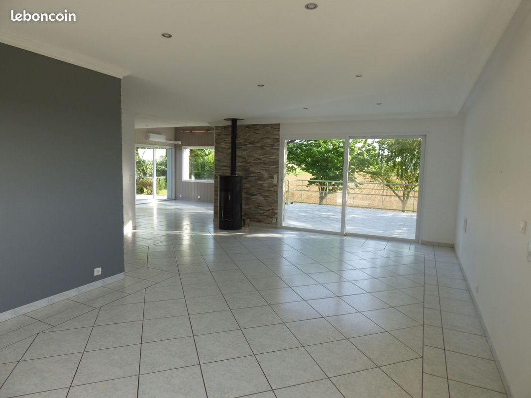 Maison à vendre, 225m², La Tour-de-Sçay
