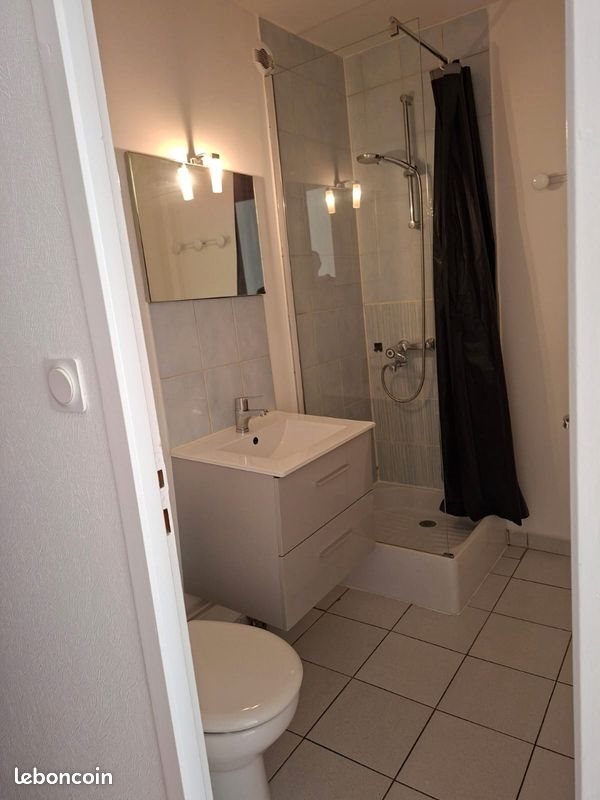 Appartement à louer, 22m², Saintes