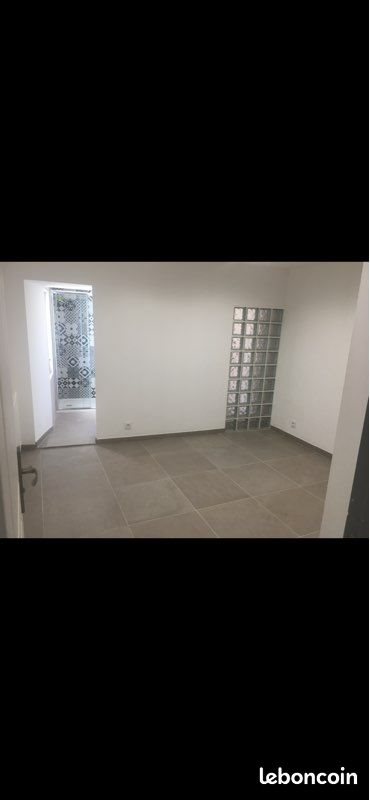 Appartement à louer, 65m², Baixas