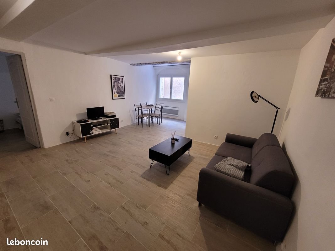 Appartement à louer, 44m², Aups