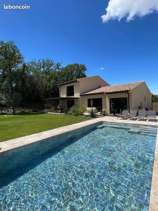 Maison à louer, 200m², Carpentras