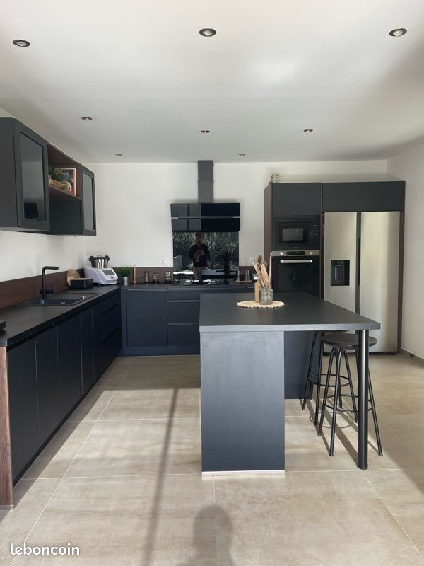 Maison à louer, 200m², Carpentras