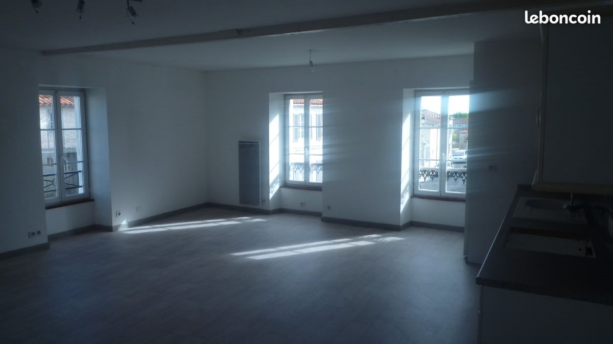 Appartement à louer, 100m², Thairé