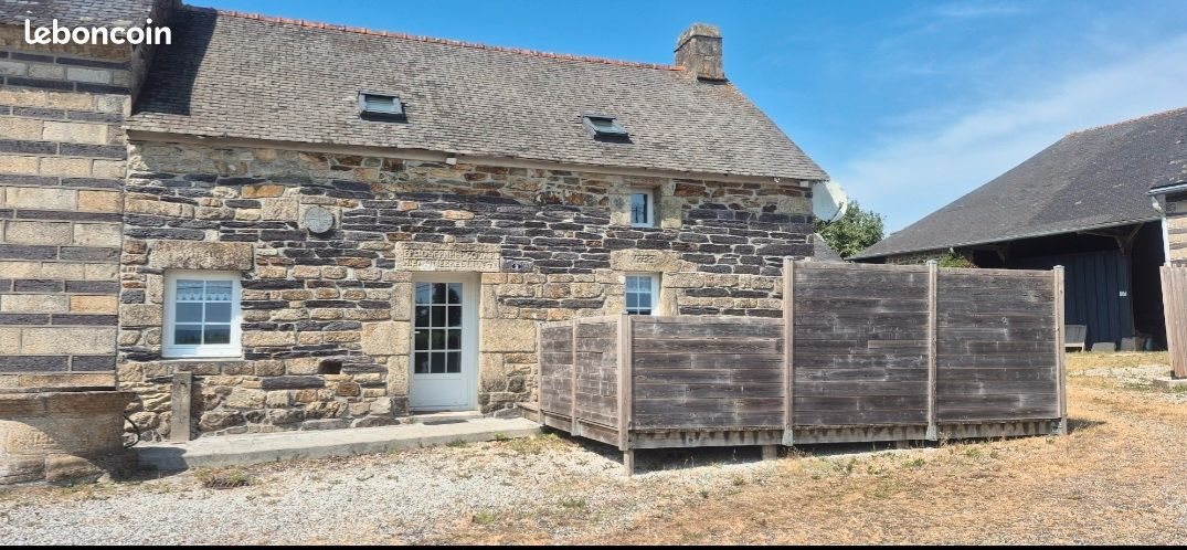Maison à louer, 68m², Plomodiern
