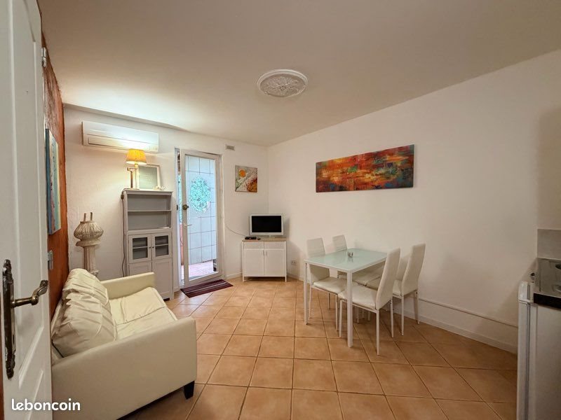 Appartement à louer, 26m², Saint-Laurent-du-Var