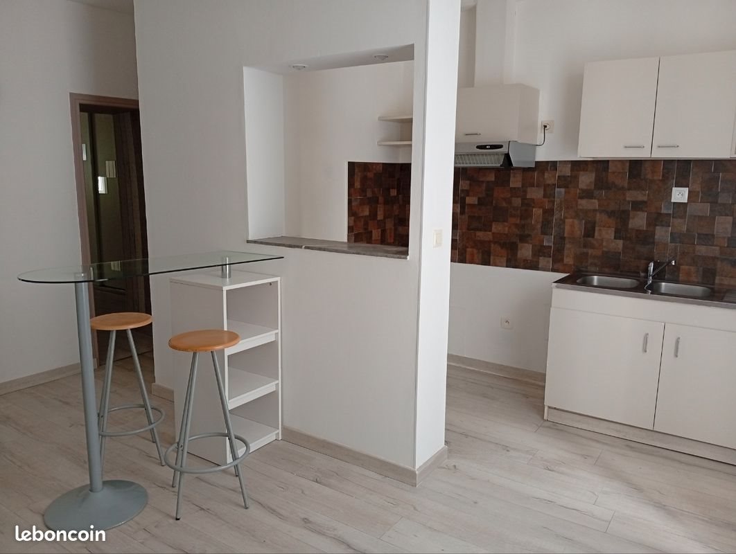 Appartement à louer, 32m², Saint-Affrique