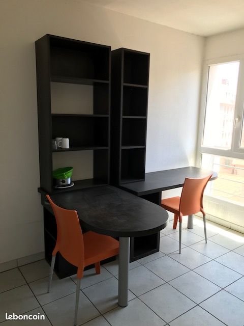 Appartement à louer, 19m², Toulon