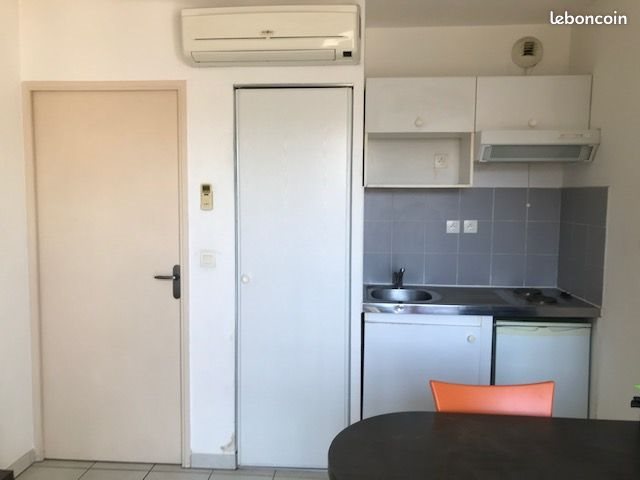Appartement à louer, 19m², Toulon