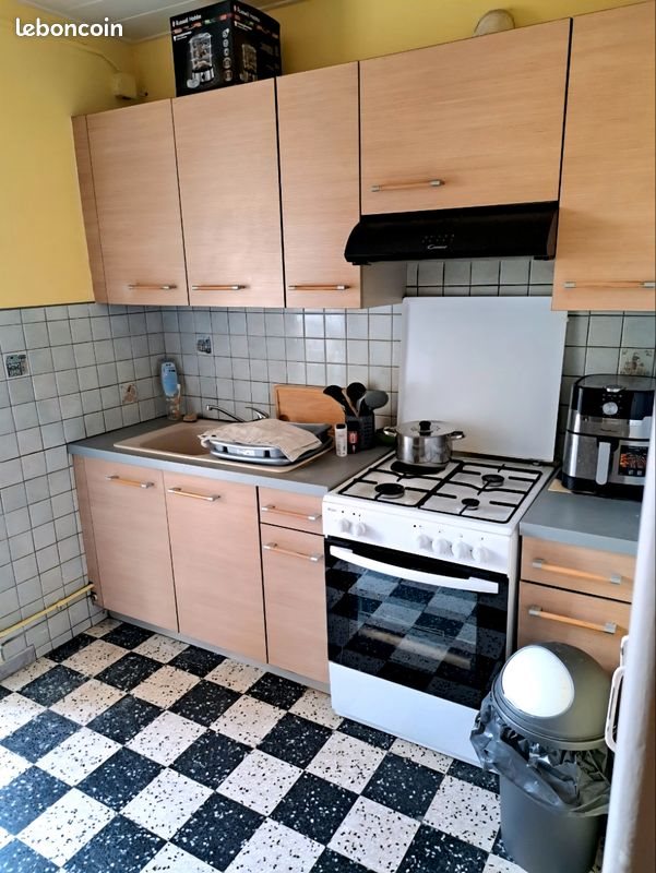 Appartement à louer, 66m², Alès