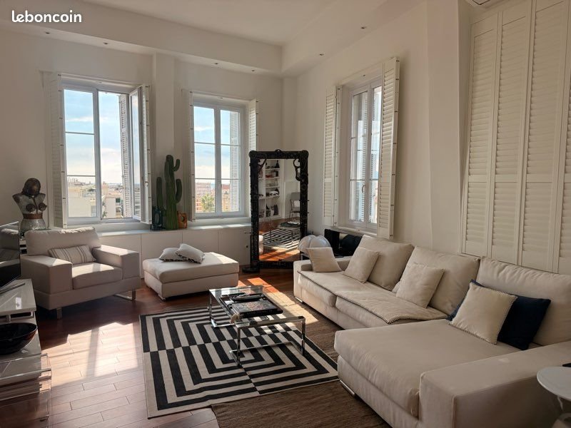 Appartement à louer, 74m², Cannes