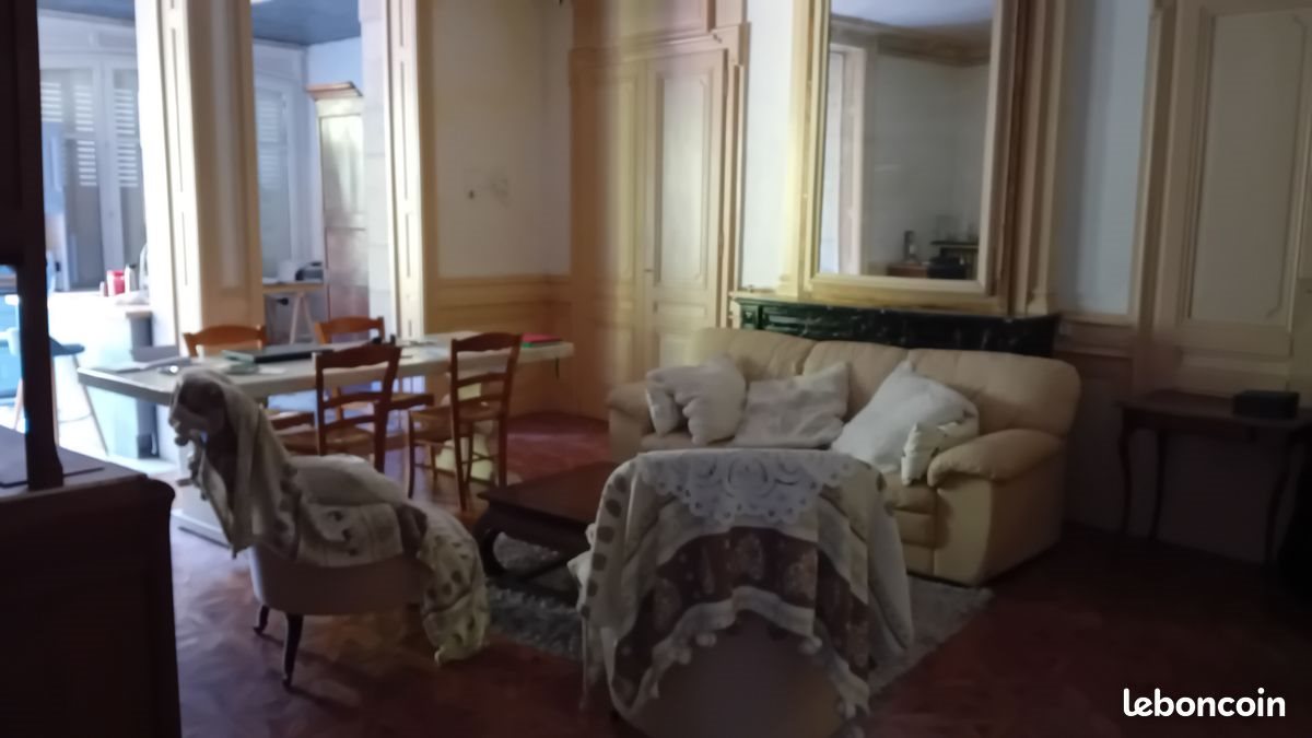 Maison à vendre, 380m², Tenay