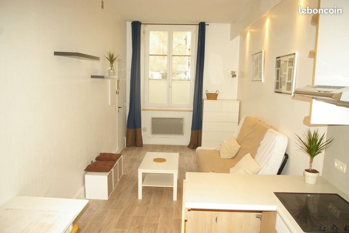 Appartement à louer, 20m², Versailles