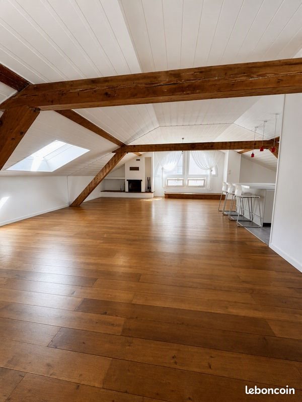 Appartement à louer, 84m², Annemasse