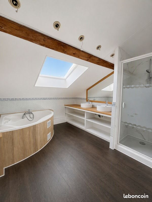Appartement à louer, 84m², Annemasse