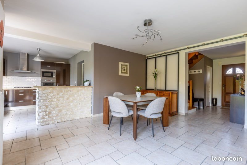 Maison à vendre, 135m², Saint-Père-Marc-en-Poulet