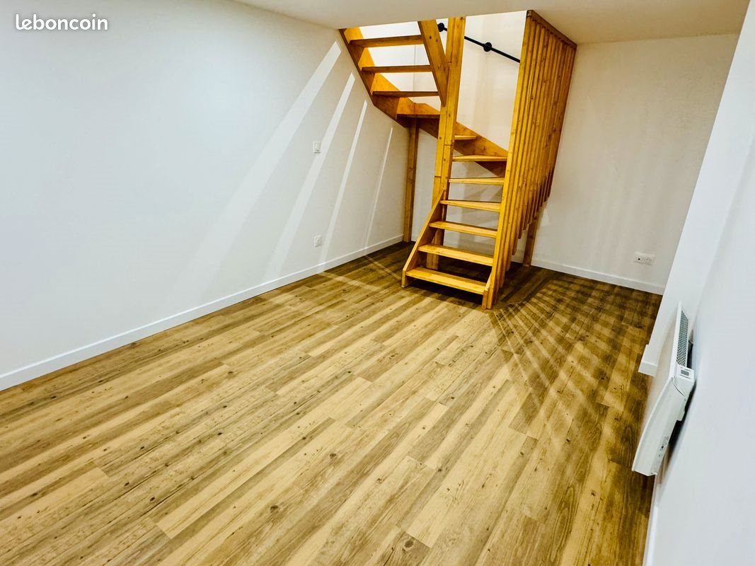 Maison à louer, 40m², Jujurieux