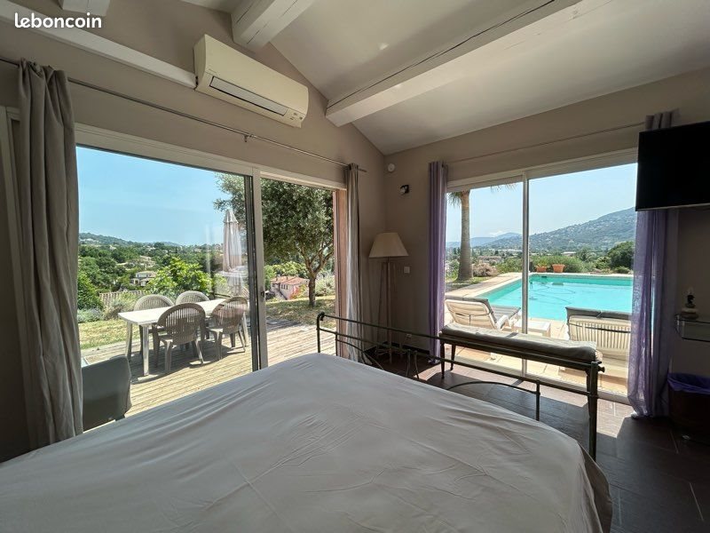 Maison à louer, 50m², La Roquette-sur-Siagne