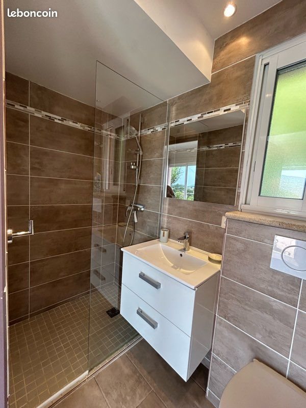 Maison à louer, 50m², La Roquette-sur-Siagne