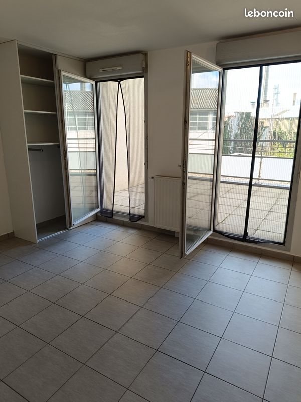 Appartement à louer, 30m², Vénissieux