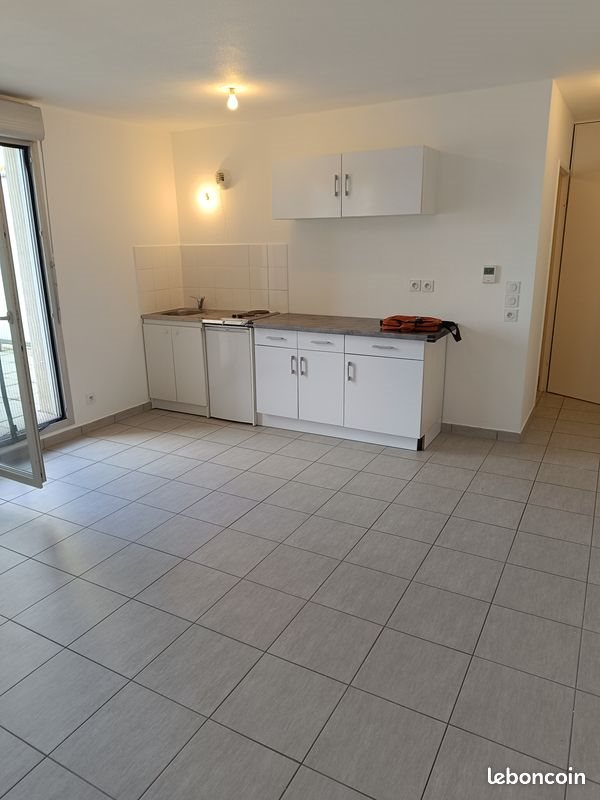 Appartement à louer, 30m², Vénissieux