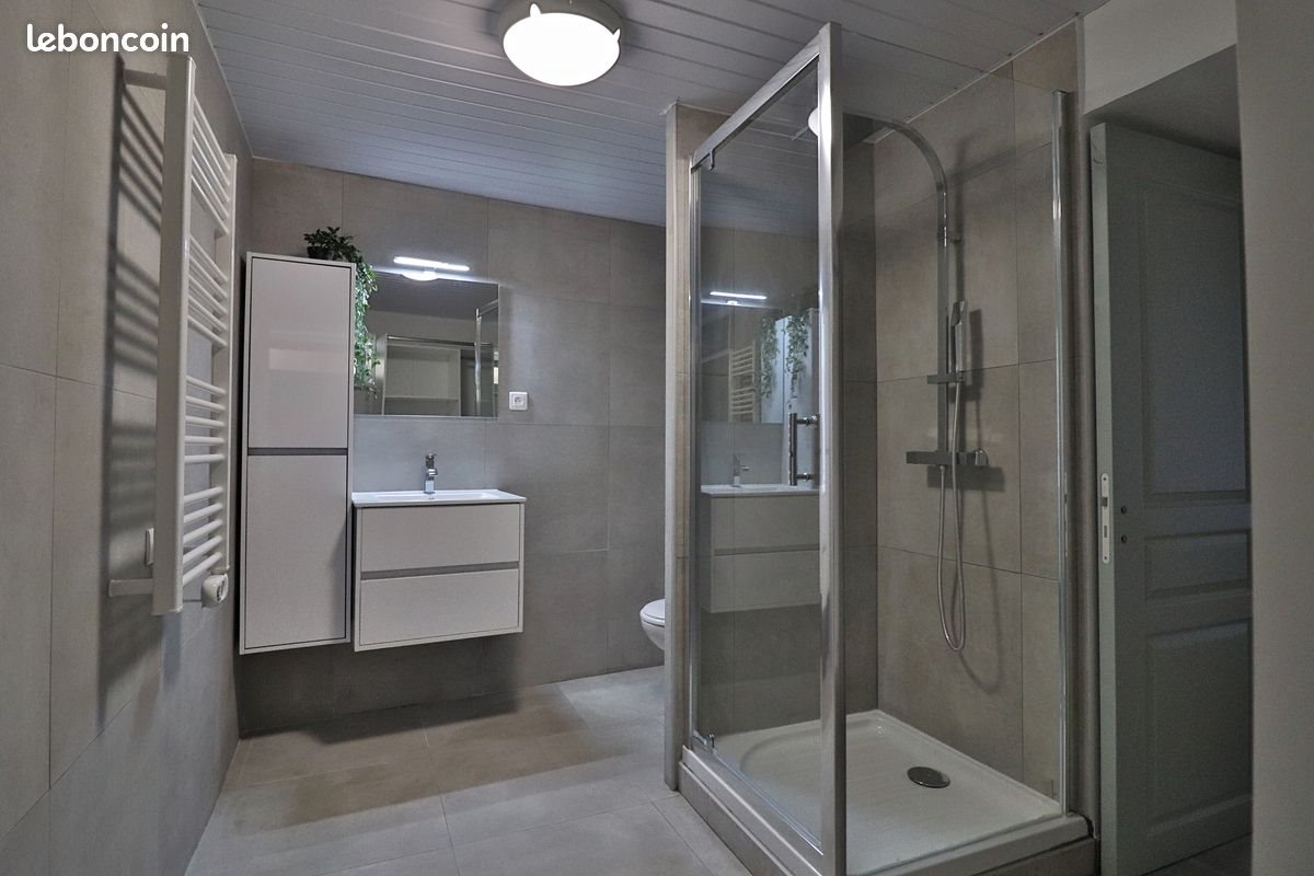 Appartement à louer, 49m², Camarès