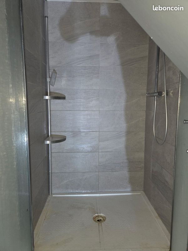 Appartement à louer, 110m², Many