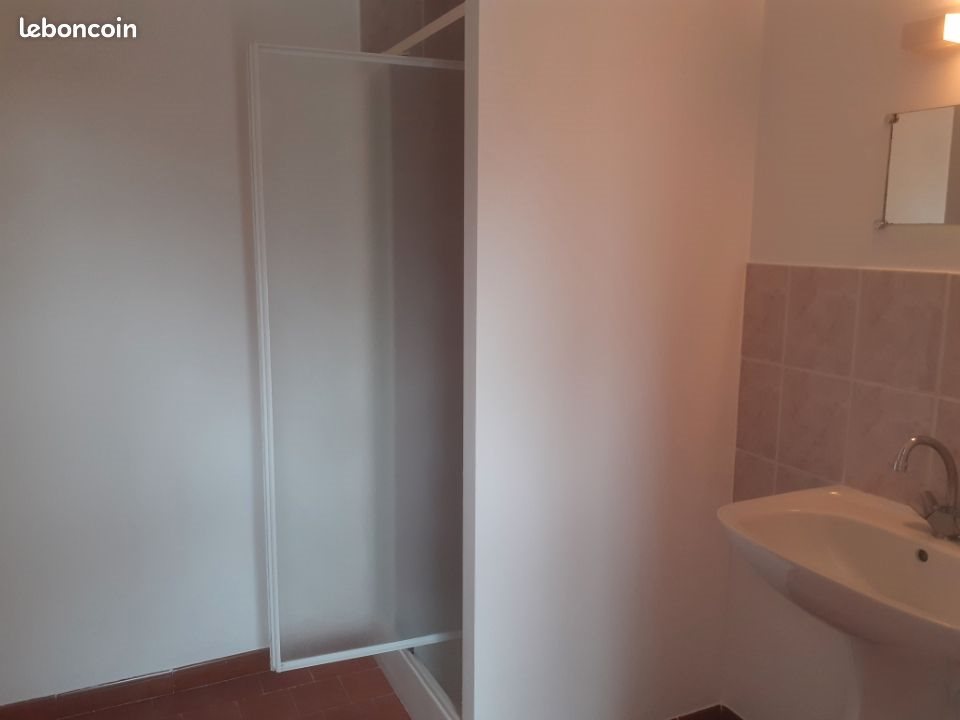 Maison à louer, 1m², Veaugues