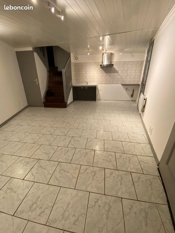 Appartement à louer, 76m², Puy-l'Evêque