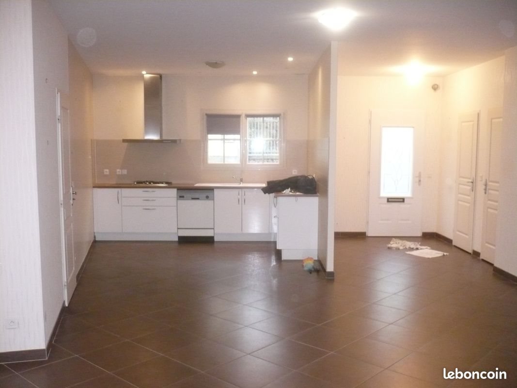 Maison à louer, 72m², Sées