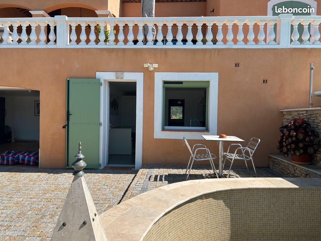 Appartement à louer, 18m², Camps-la-Source