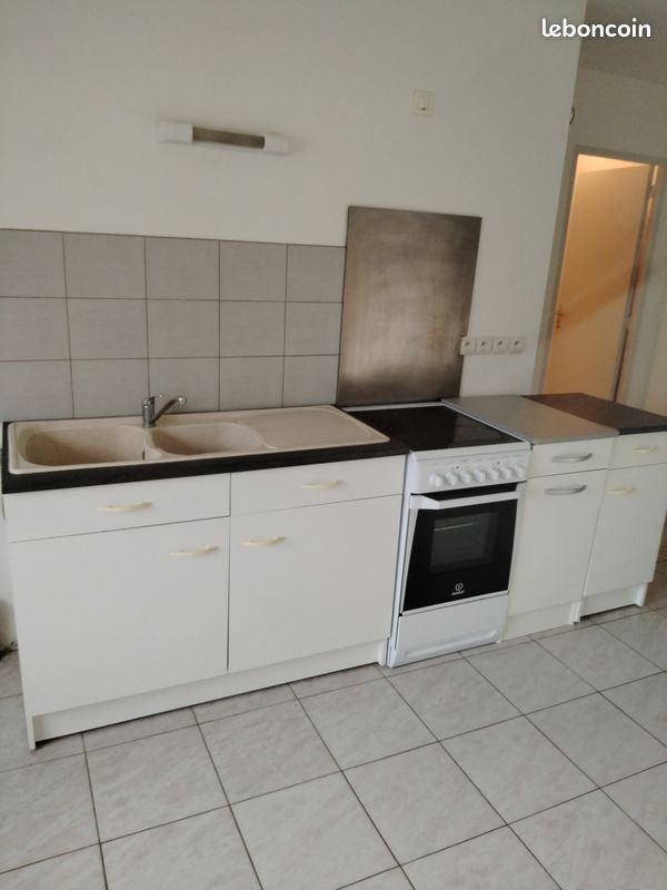 Appartement à louer, 40m², Cérans-Foulletourte