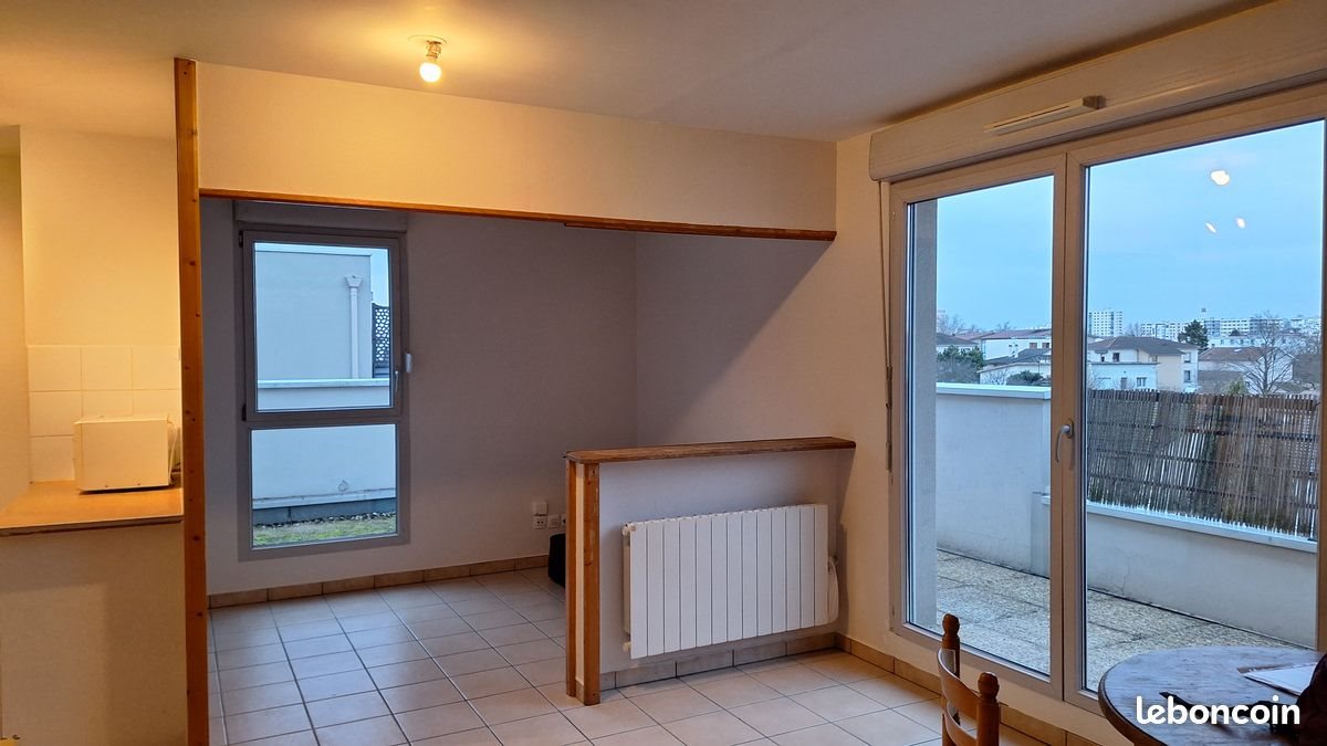Appartement à louer, 46m², Vaulx-en-Velin