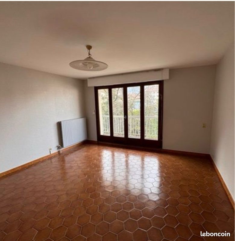 Appartement à louer, 68m², Cluses