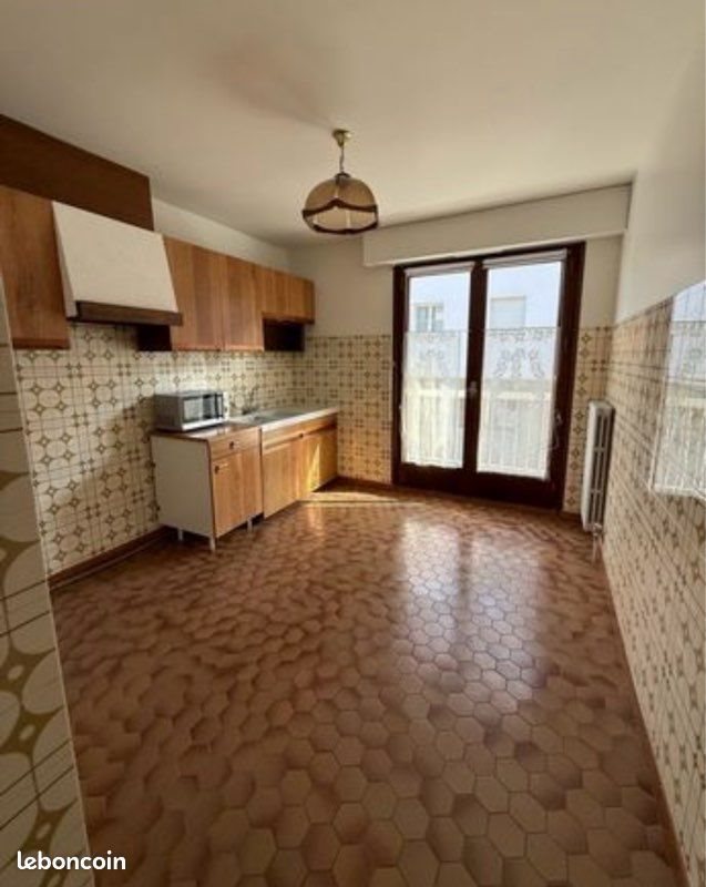 Appartement à louer, 68m², Cluses