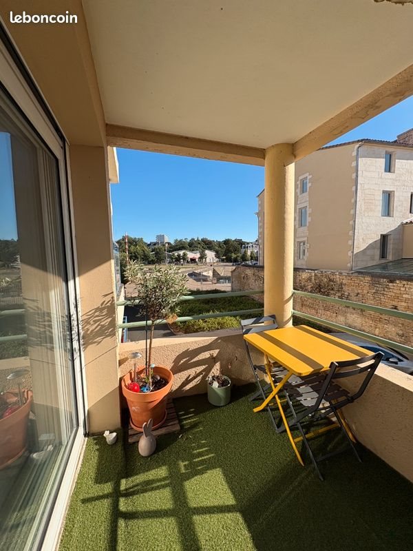 Appartement à louer, 61m², Niort