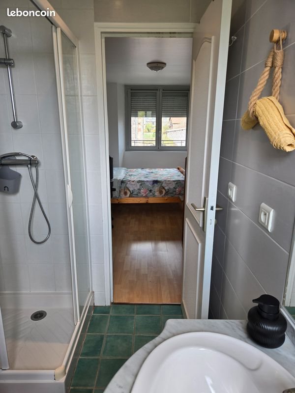 Appartement à louer, 26m², Arpajon-sur-Cère