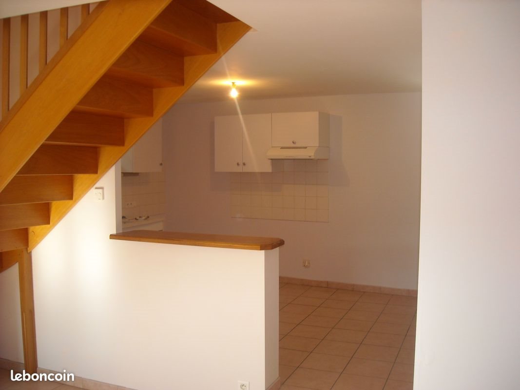 Appartement à louer, 70m², Jujurieux