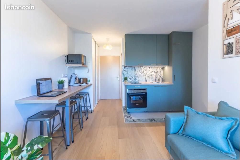 Appartement à louer, 31m², Évry-Courcouronnes