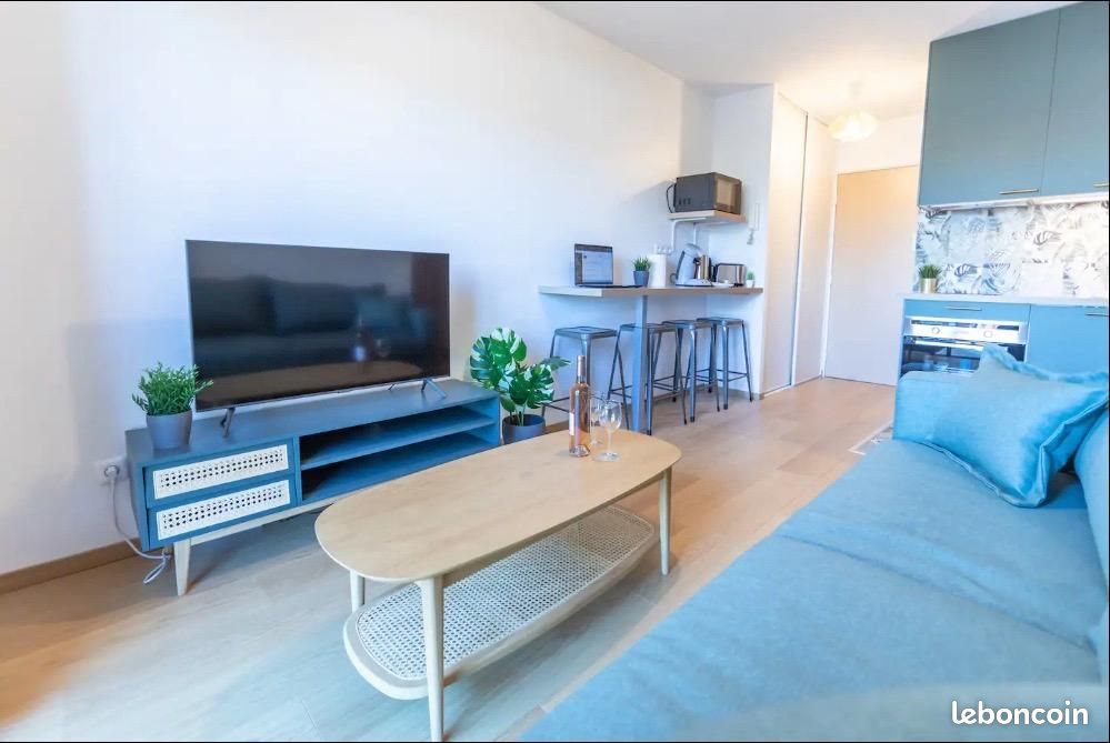 Appartement à louer, 31m², Évry-Courcouronnes