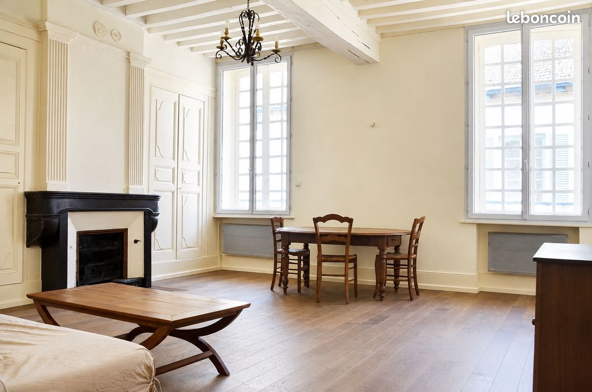 Appartement à louer, 89m², Cluny