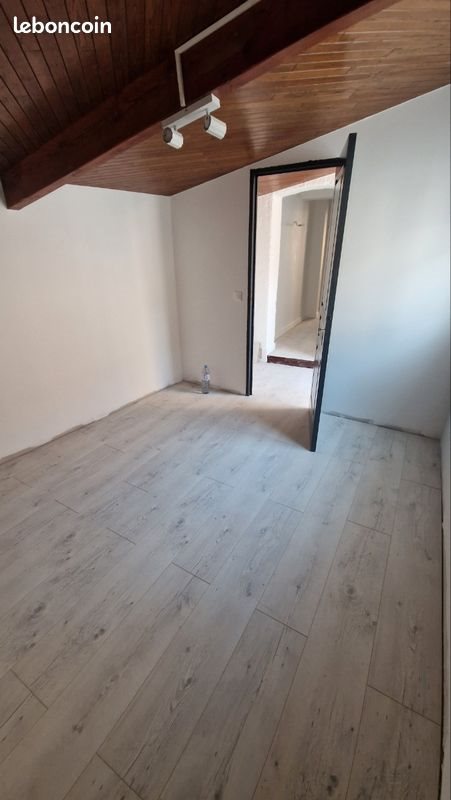 Appartement à louer, 70m², Monsempron-Libos