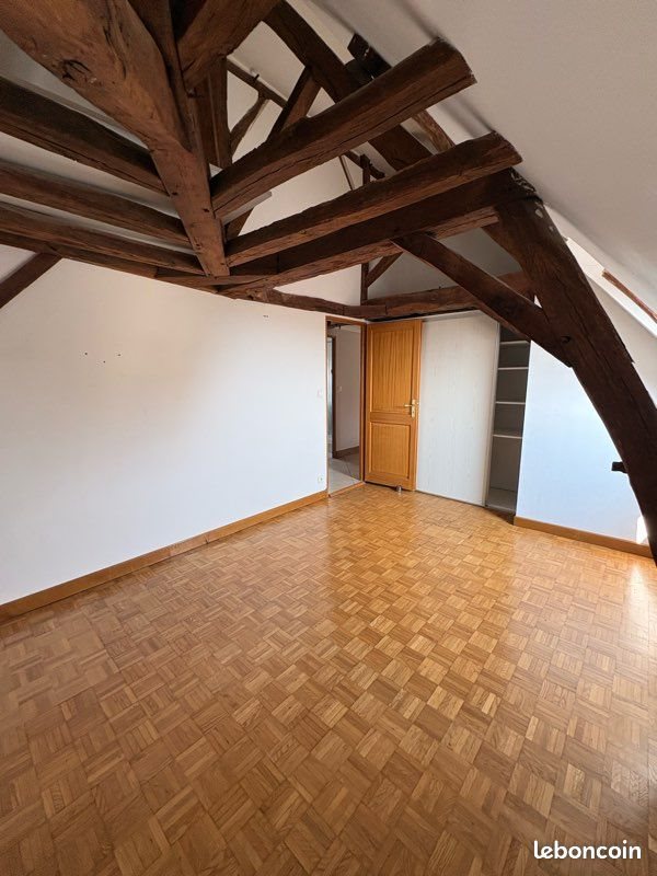 Appartement à louer, 76m², Auxerre