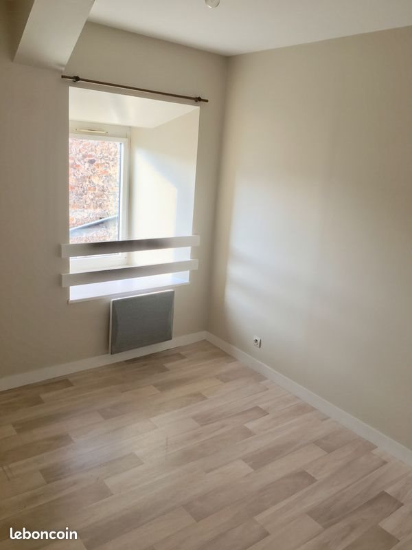 Appartement à louer, 70m², Bourbriac