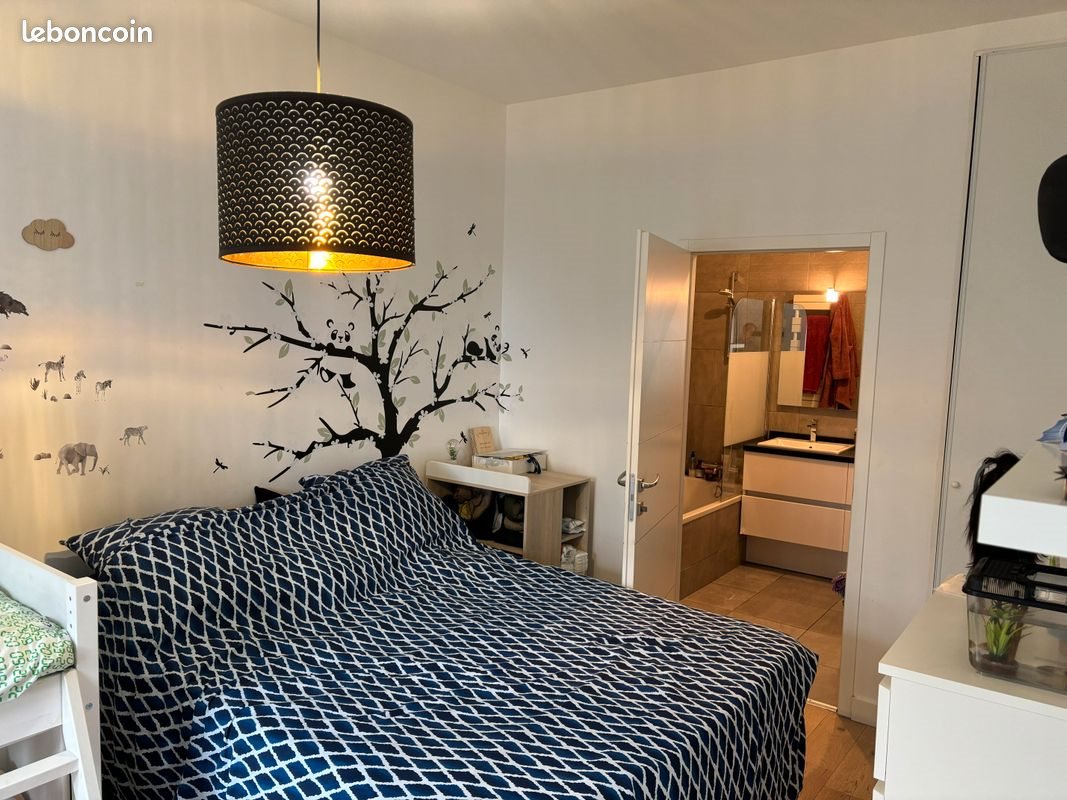 Appartement à vendre, 100m², Saint-Genis-les-Ollières