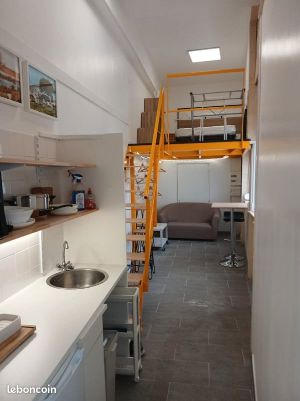 Appartement à louer, 26m², Nîmes