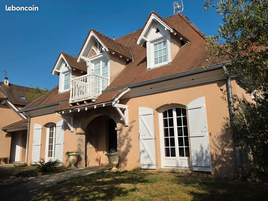 Maison à vendre, 131m², Gan