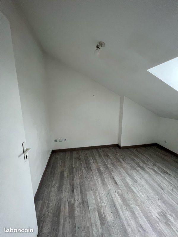 Appartement à louer, 84m², Roanne