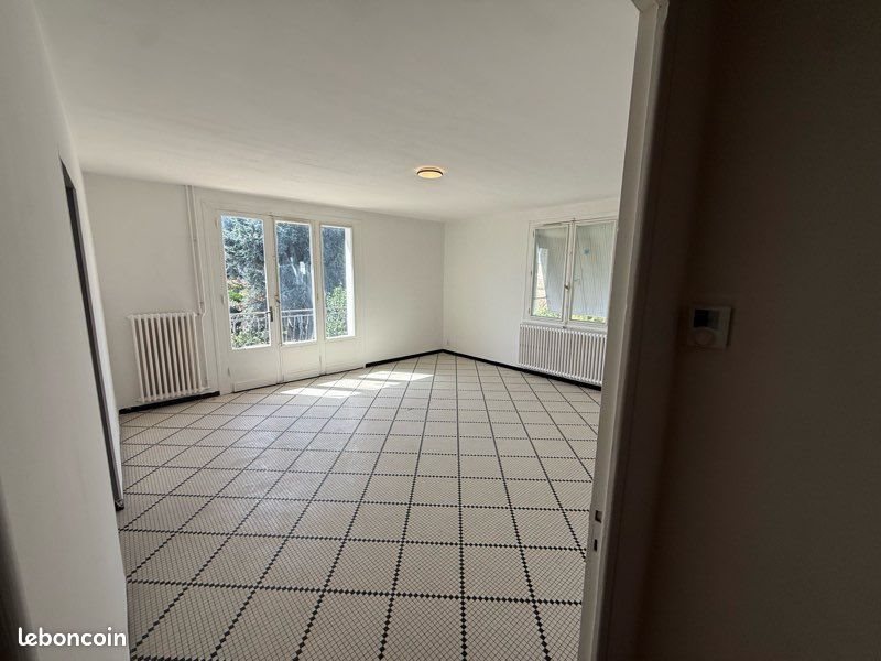 Appartement à louer, 75m², Sainte-Livrade-sur-Lot