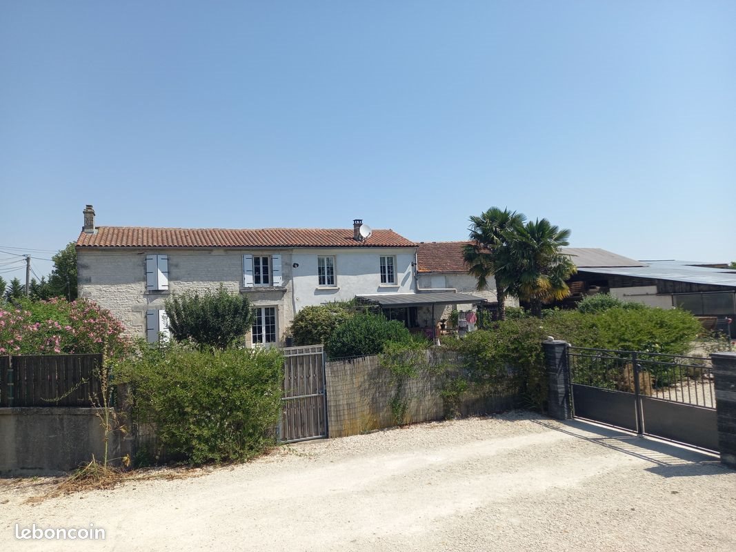 Maison à vendre, 160m², Moulidars